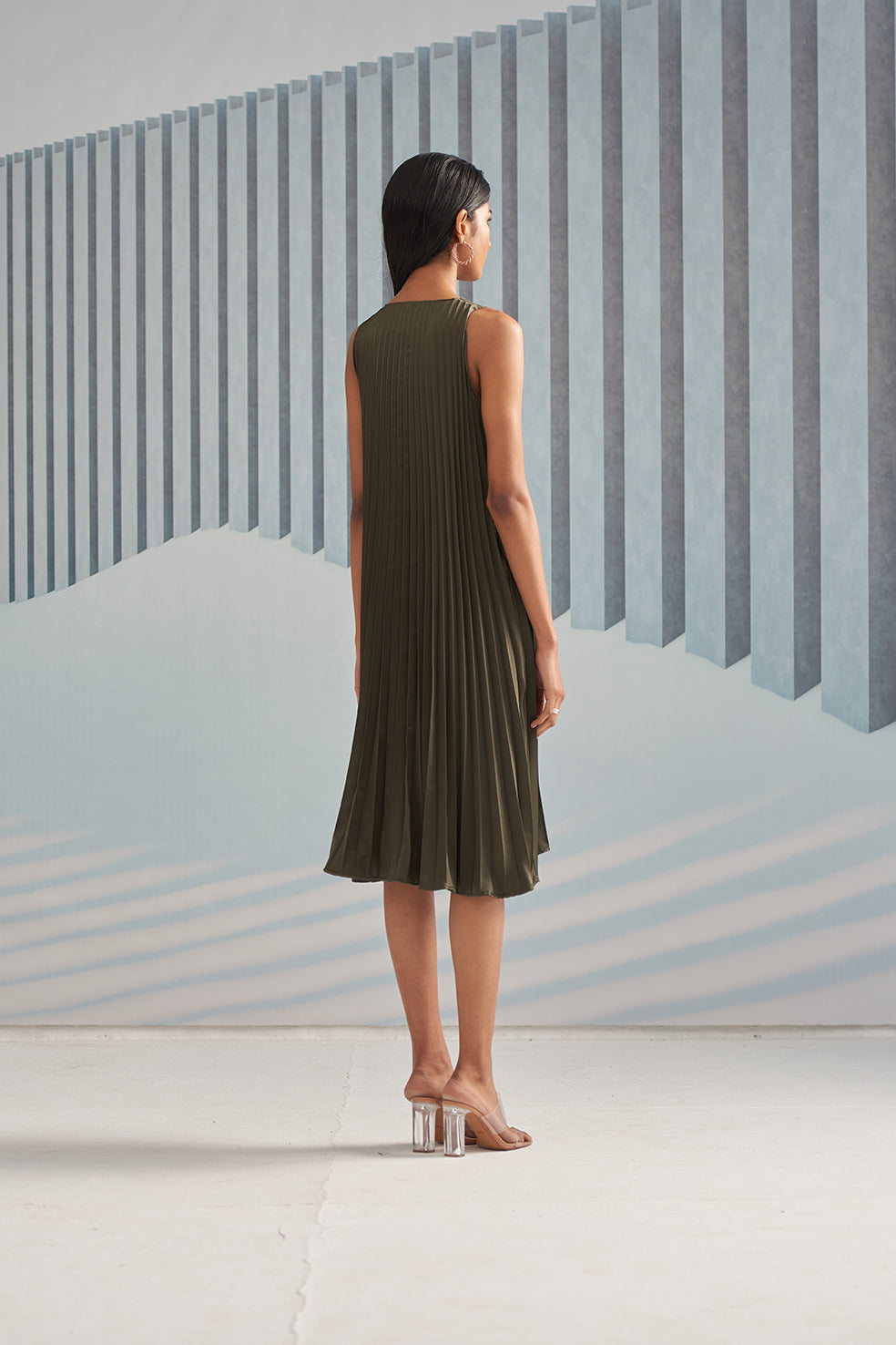MILITARY GREEN V NECK PLEATED DRESS