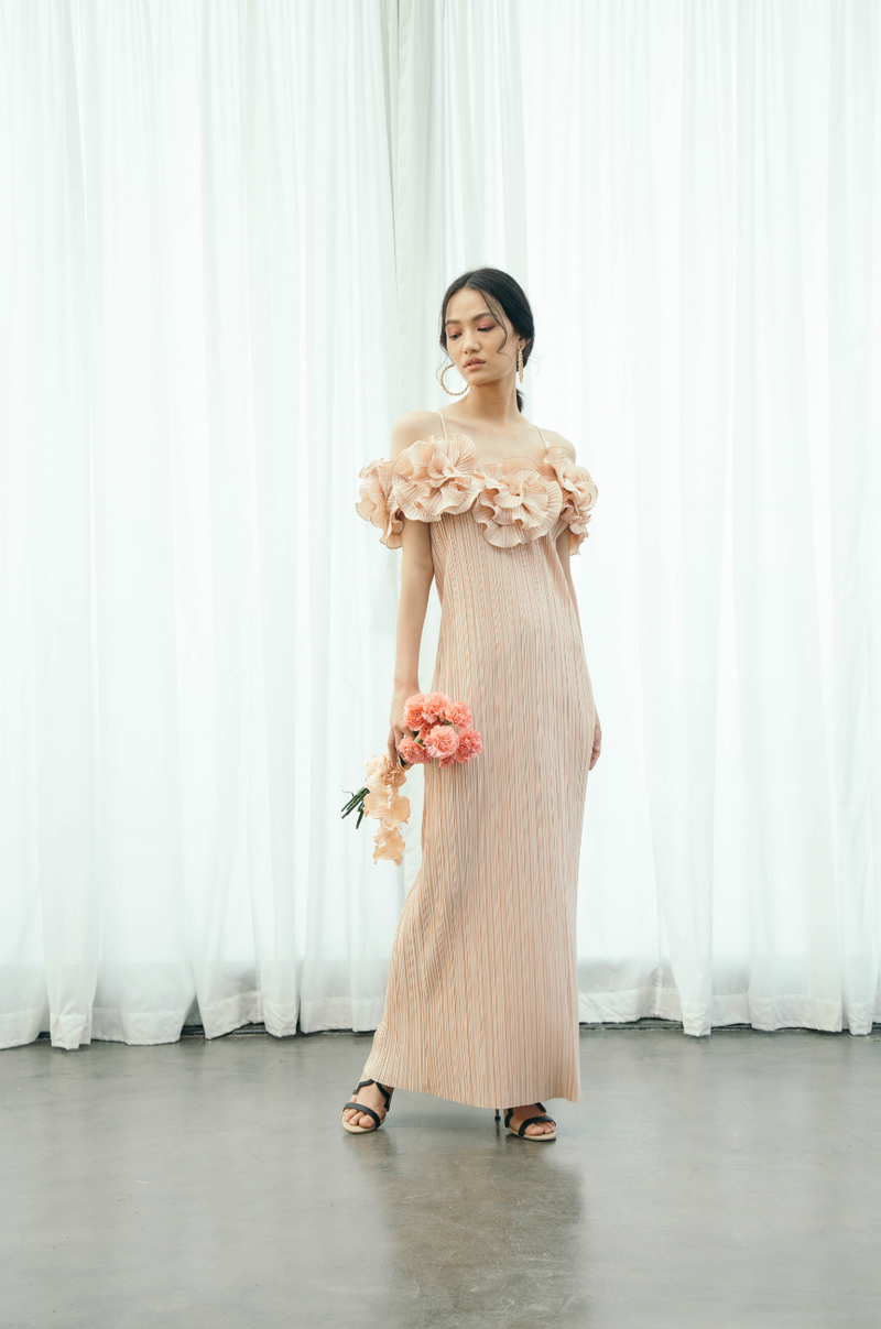 PINK PLEATED FLOWER GOWN