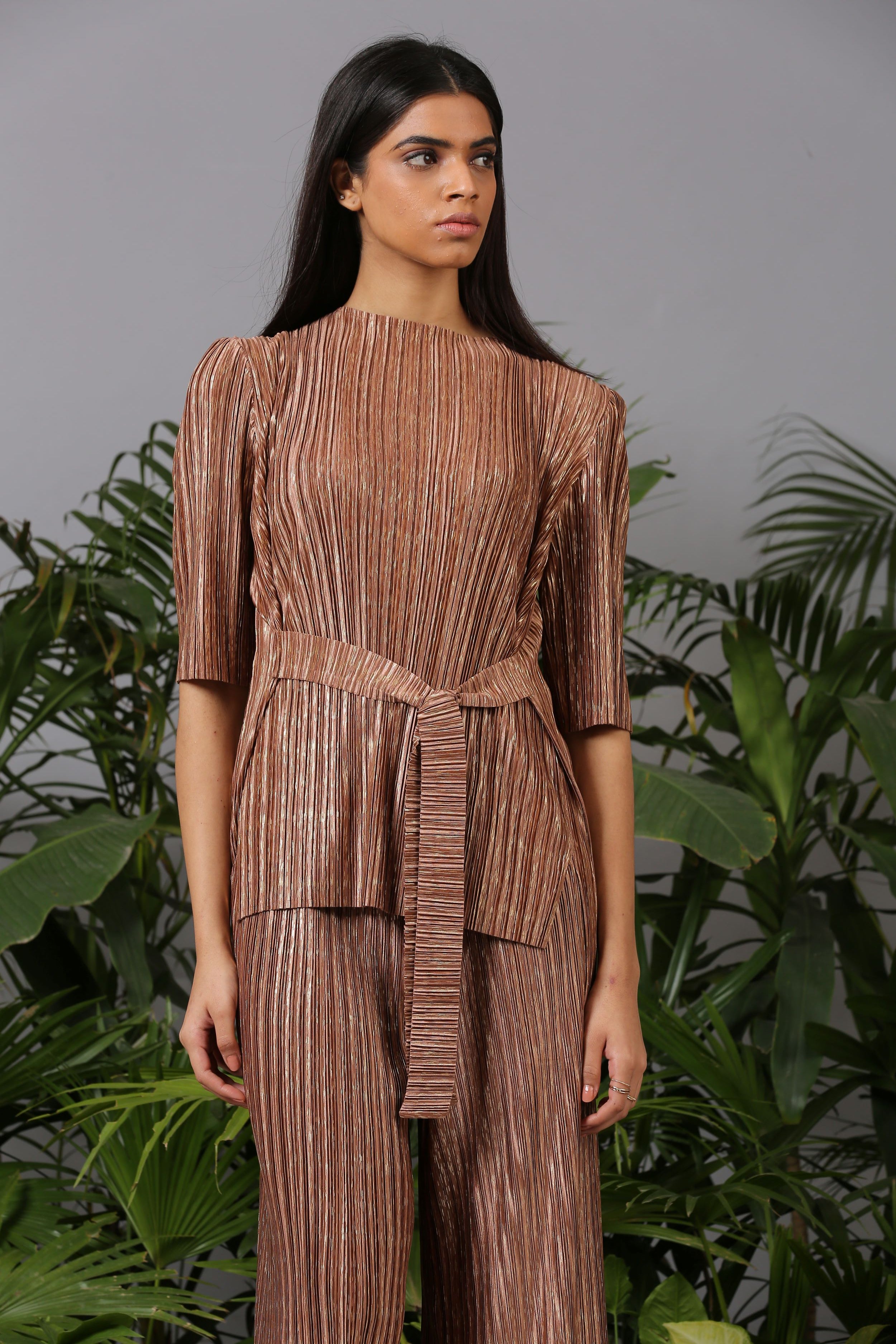 BRONZE METALLIC TIEUP COORD SET