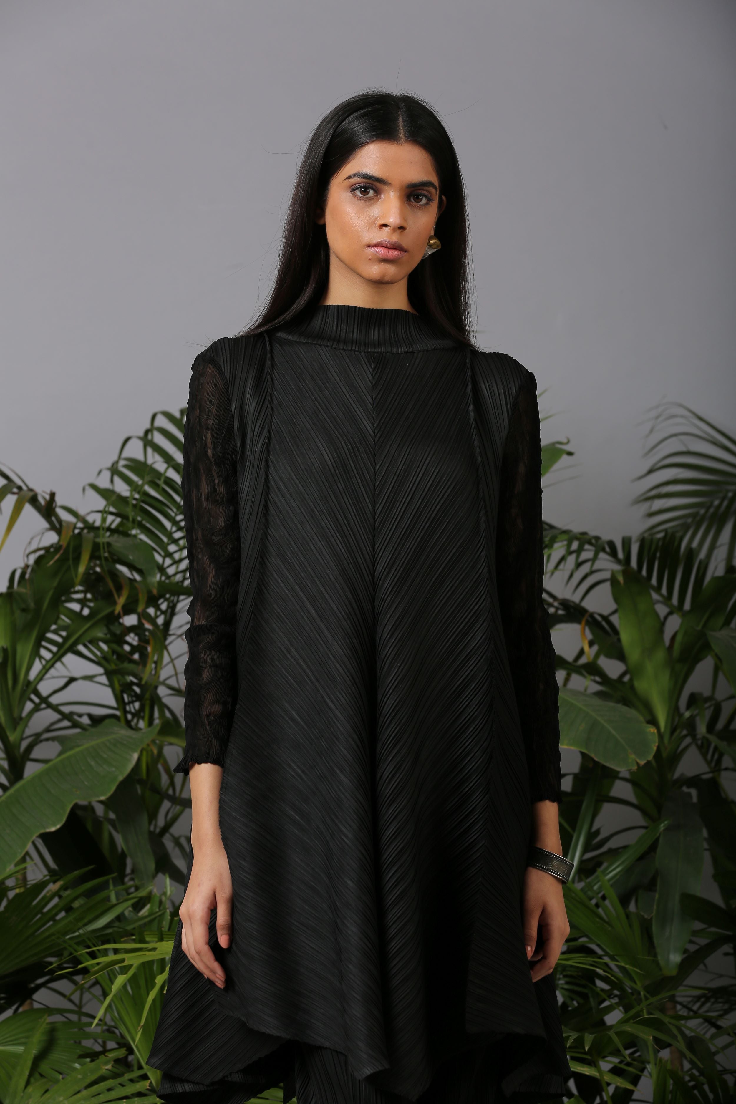 BLACK CRUSHED SLEEVES KURTI SET