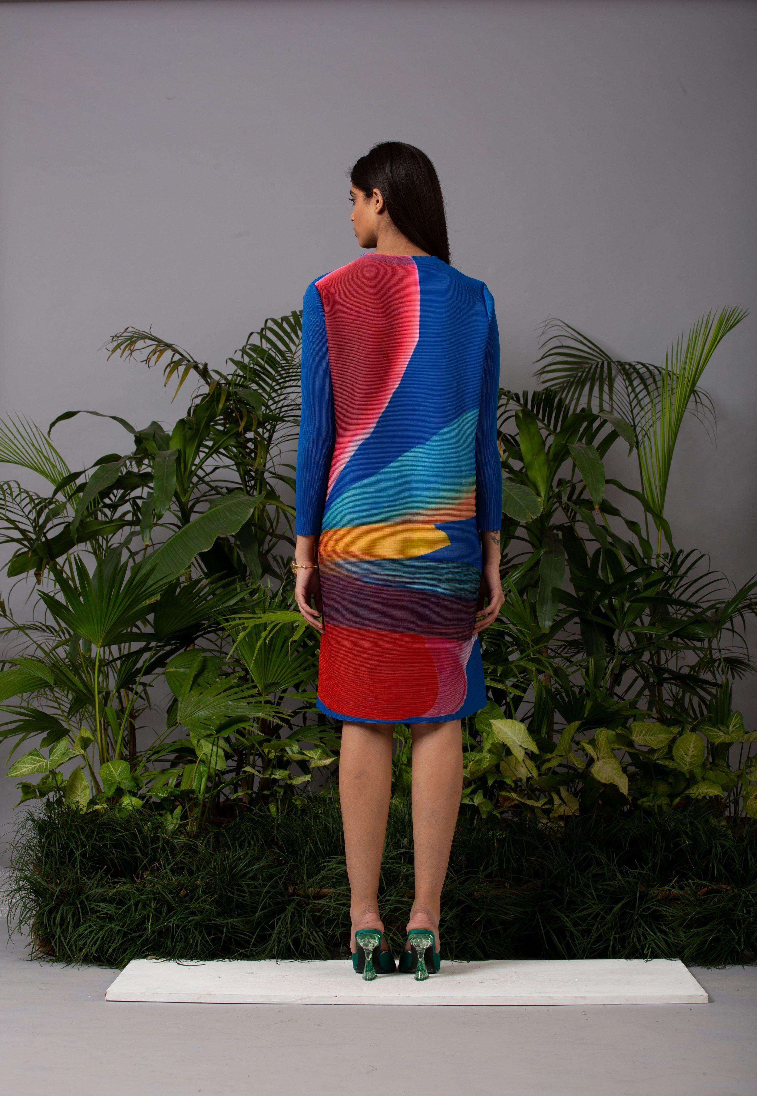 BLUE VIBRANT PRINT PLEATS DRESS