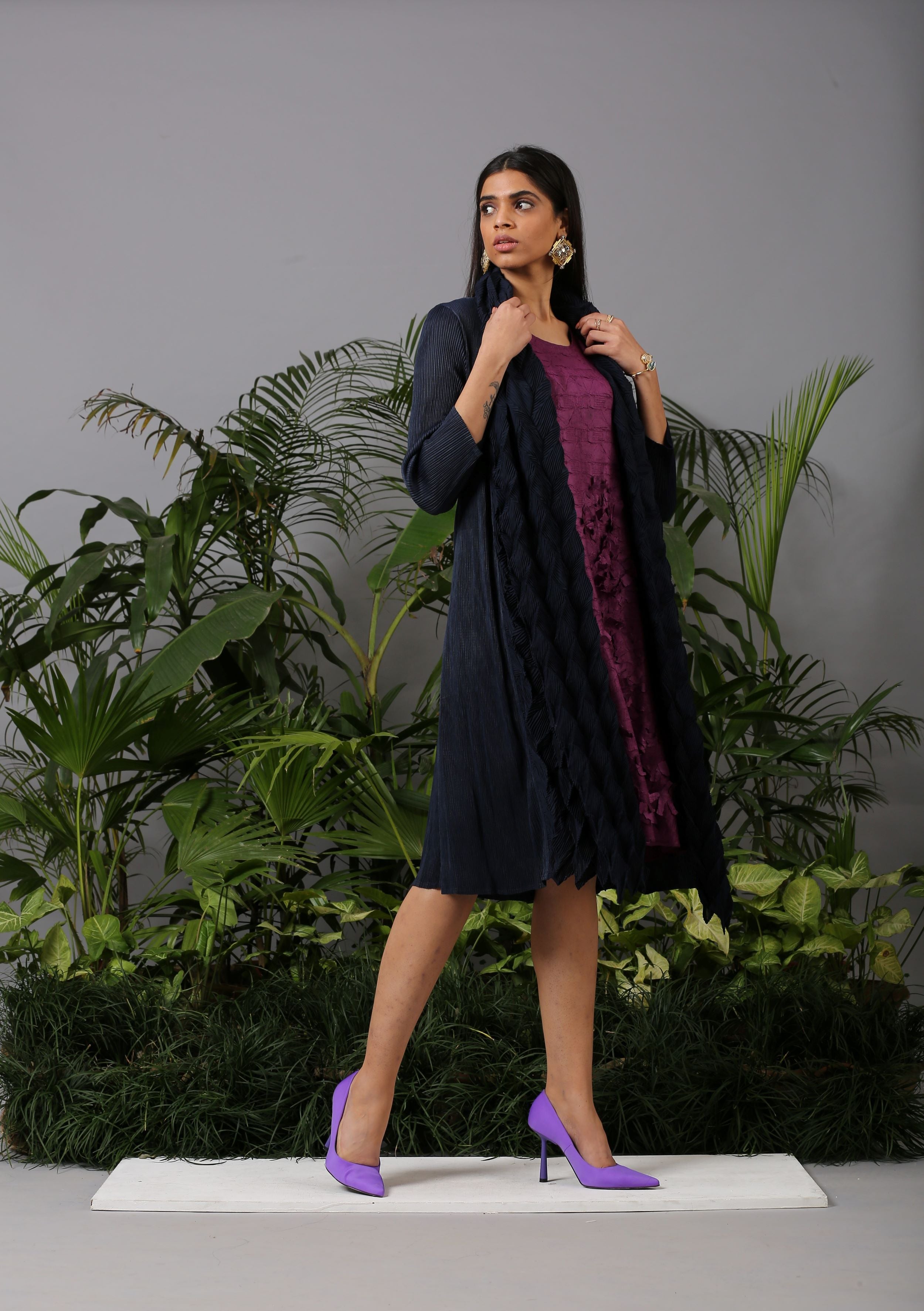 NAVY BLUE CRUSHED & TEXTURED JACKET